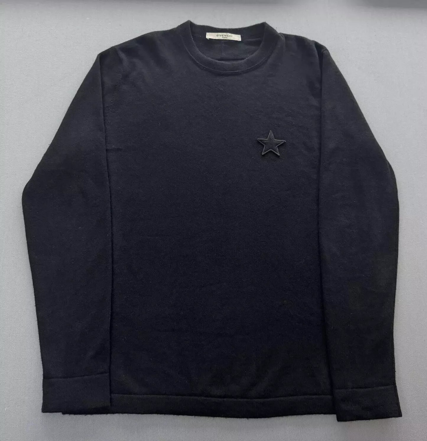 Givenchy Black Star Cashmere Jumper - Medium (21” PTP)