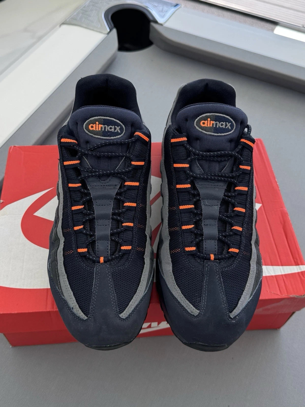 Nike Air Max 95 Navy/Orange - UK 9 / EU 43