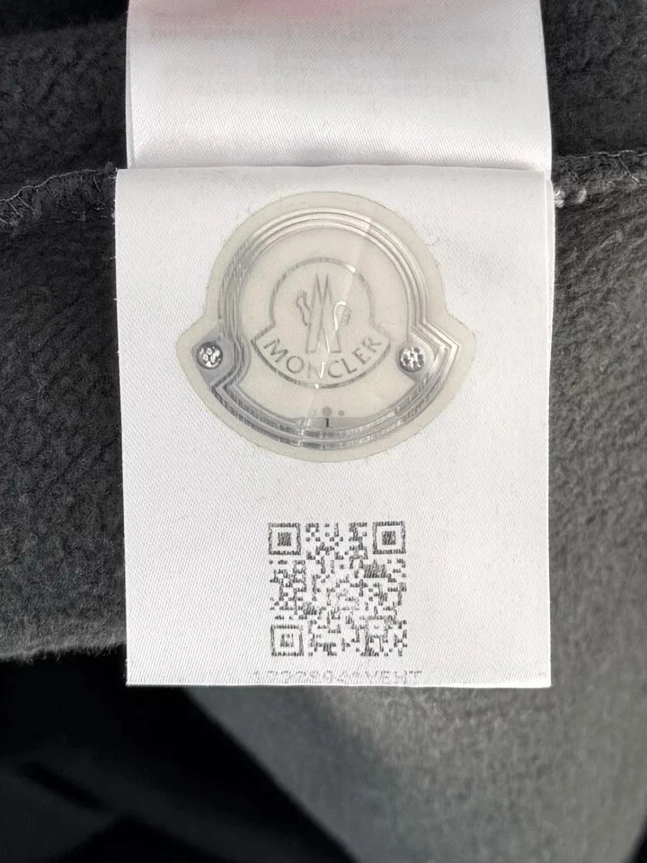 Moncler Sage Green/ Grey Maglia Girocollo Graphic Logo Sweater - Size: XL (24” PTP)