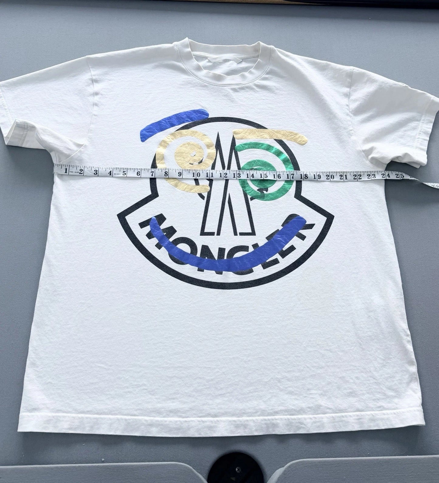 Moncler White Smiley Face Logo T-Shirt - XL - 24" PTP