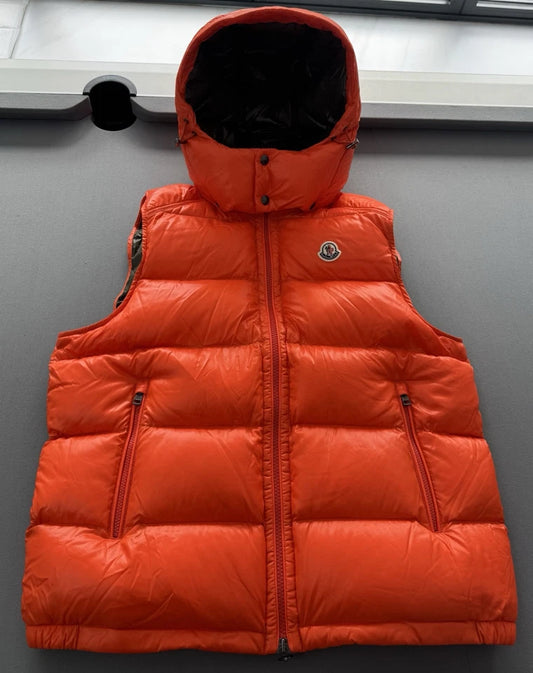 Moncler Orange Bormes Gilet - Size 6 (XL /XXL) 26” PTP