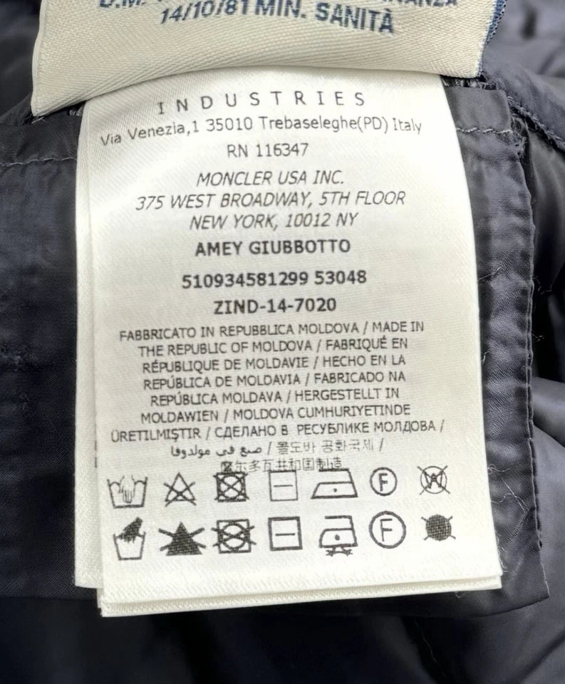 Moncler Navy Amey Down Jacket - Size 3 - Fits UK 10/12 (19.5” PTP)