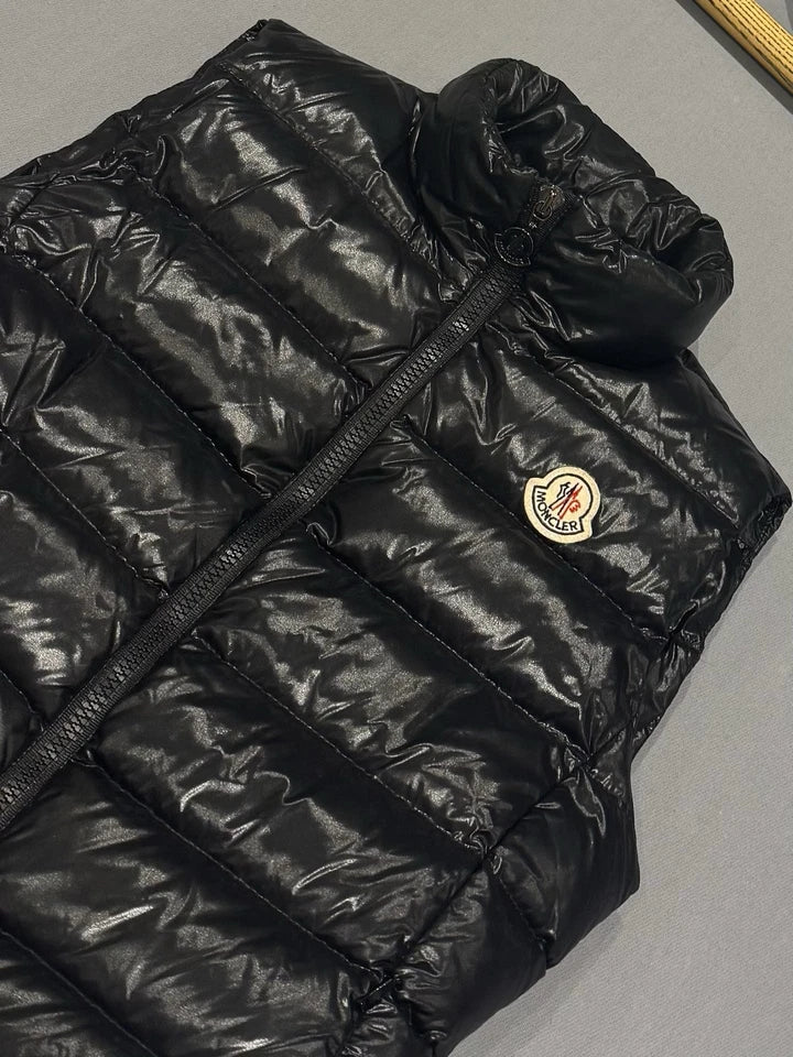 Moncler Ghany Black Padded Shell-Down Gilet - Size 00 - 17” PTP - Fits UK 6