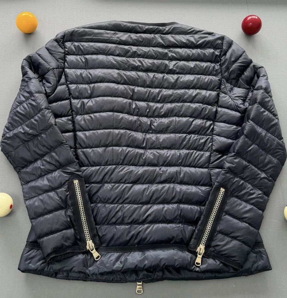 Moncler Navy Amey Down Jacket - Size 3 - Fits UK 10/12 (19.5” PTP)